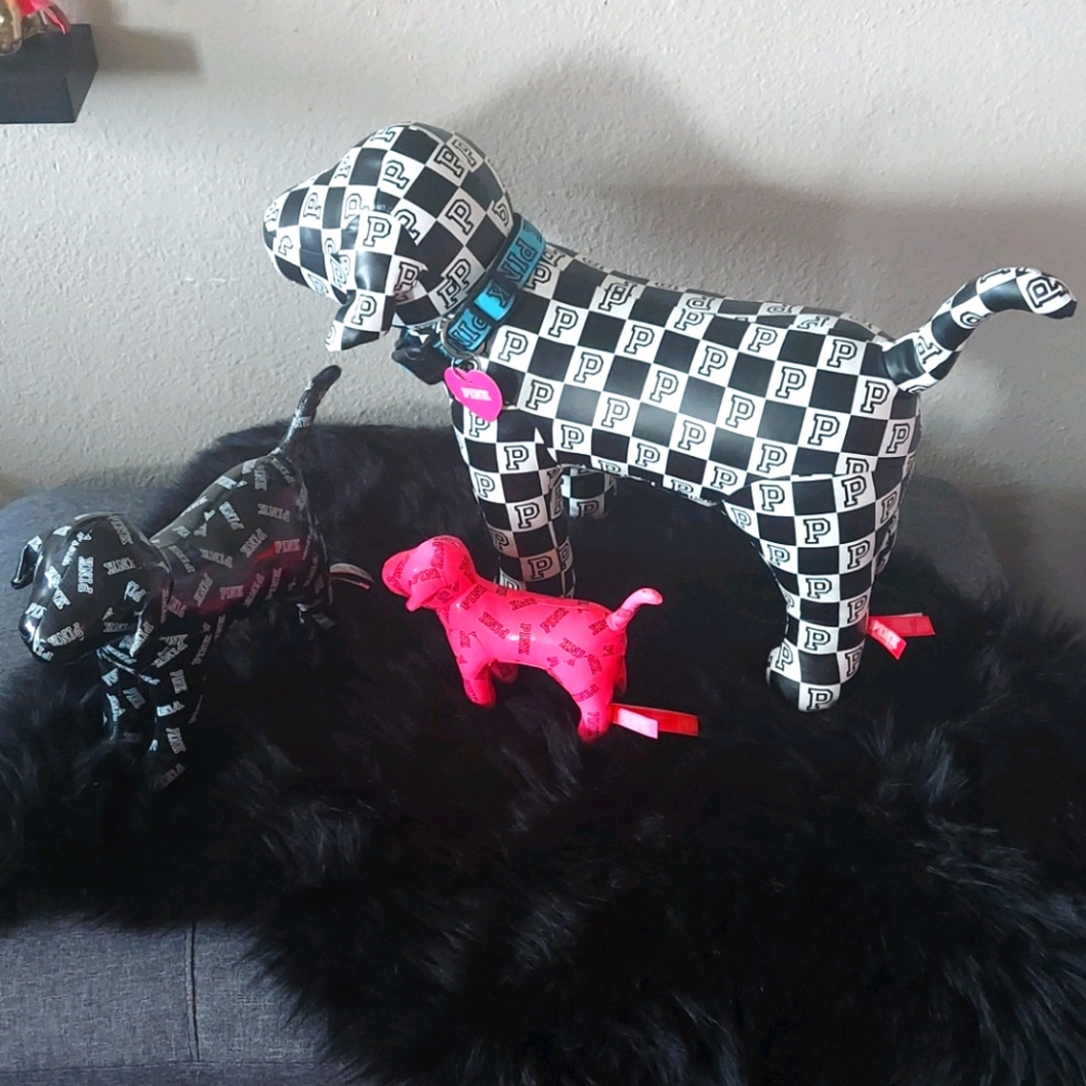 💙Rare VS Pink Dog Collar & Dog Tag💙